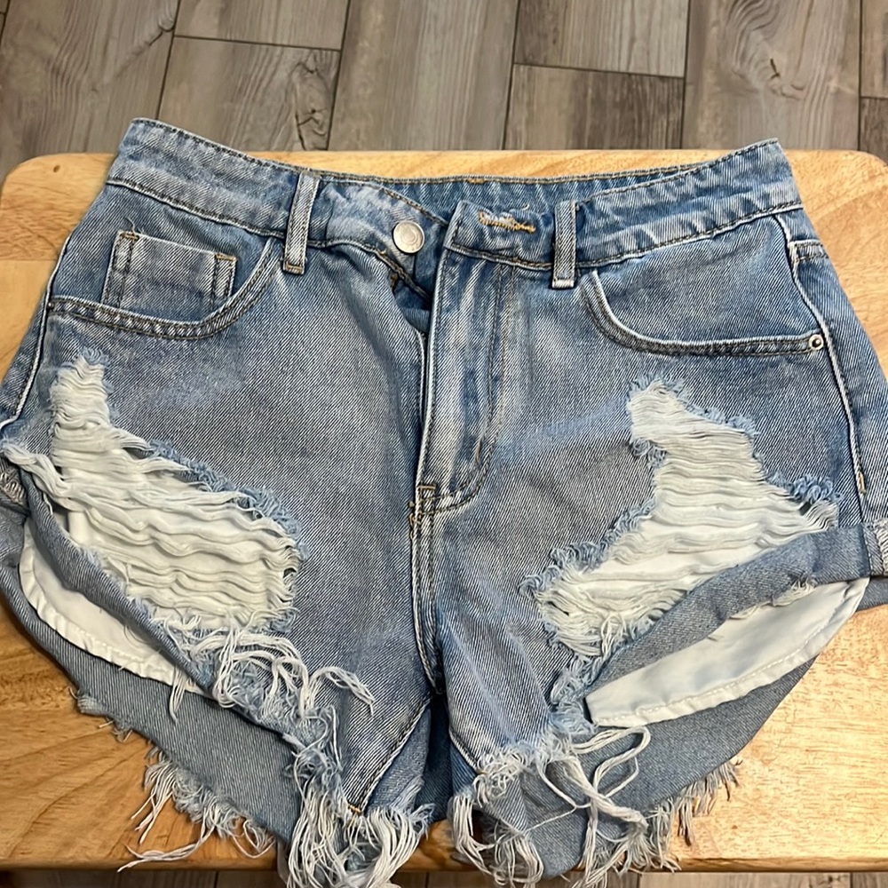 Denim ripped shorts